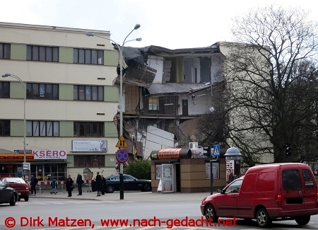 Lodz, ein teilweise eingestürztes Gebäude