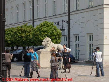 Warschau, Reporter am Präsidentenpalast
