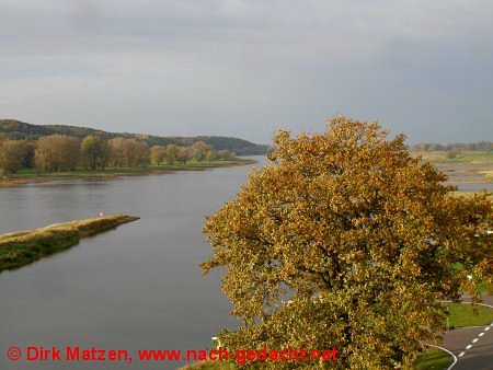 Blick vom frheren DDR-Wachturm auf die Elbe