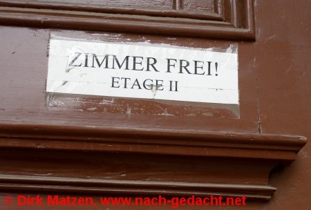Sibiu, Hermannstadt - Beschriftung "Zimmer Frei"