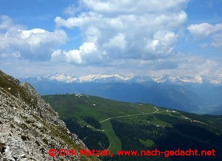 Blick Kronplatz Zillertaler Alpen