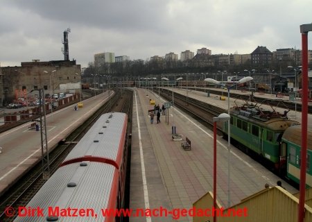 Szczecin / Stettin: Bahnsteige Hauptbahnhof