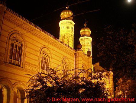 Budapest, Großen Synagoge bei Nacht