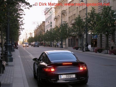 Vilnius, Porsche im Gedimino Prospekt
